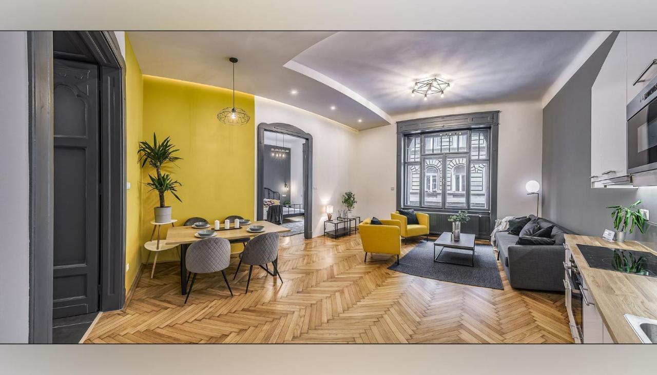 Spacious Luxury 2br In Downtown - Ora Apartment *