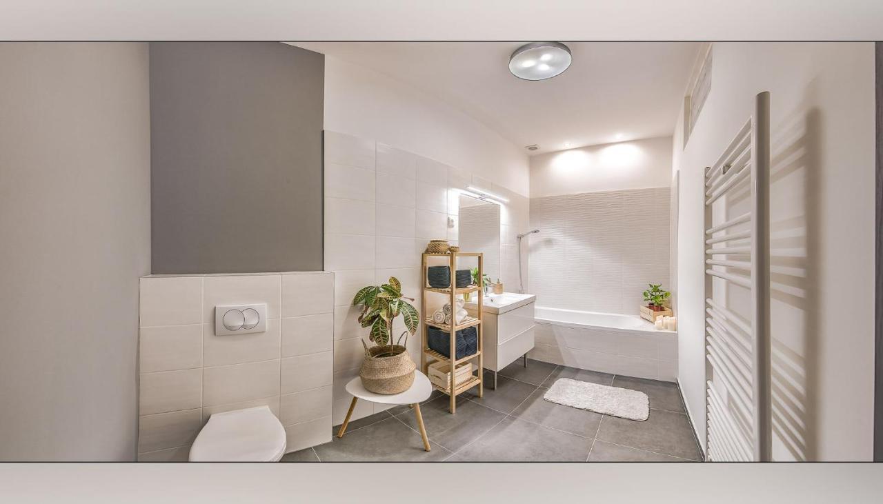 Spacious Luxury 2br In Downtown - Ora