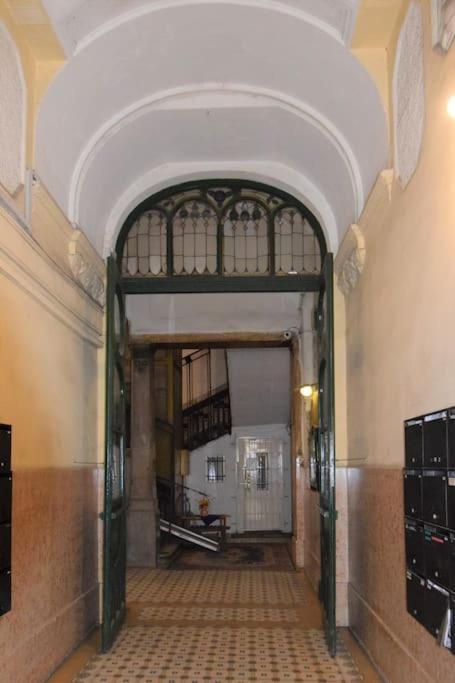 Apartment Spacious Luxury 2br In Downtown - Ora